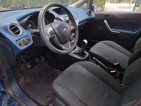 Ford Fiesta 10 of 11
