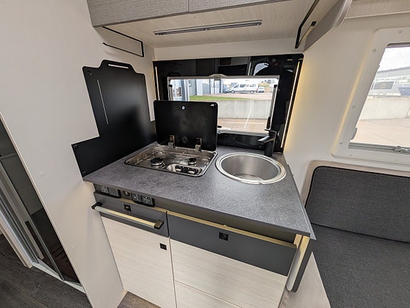 CHALLENGER 380 Graphite Ultimate 5-sits / 6 bäddar / Automat / 170HK / Taksäng 20 of 30