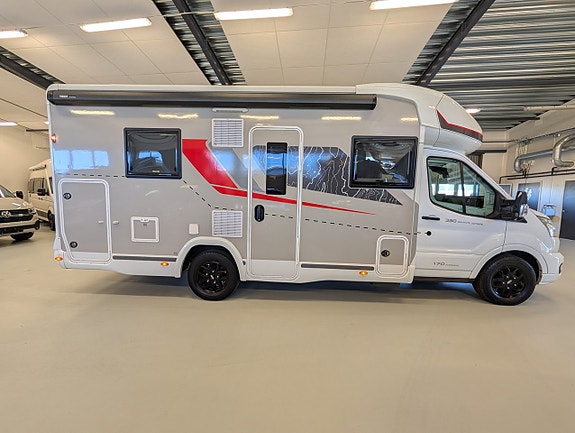 CHALLENGER 380 Graphite Ultimate 5-sits / 6 bäddar / Automat / 170HK / Taksäng 10 of 30