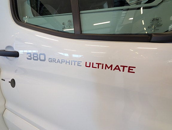 CHALLENGER 380 Graphite Ultimate 5-sits / 6 bäddar / Automat / 170HK / Taksäng 14 of 30