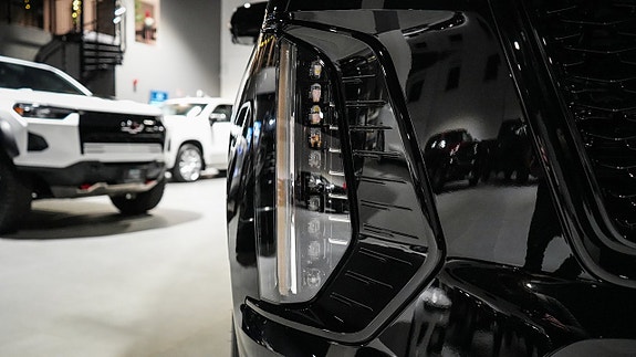Cadillac Escalade 27 of 30