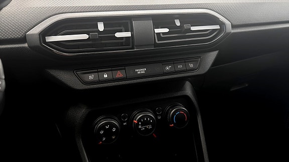 Dacia Sandero 16 of 20