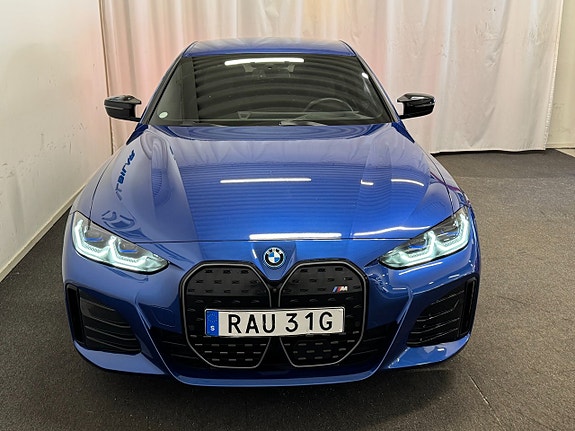 BMW i4 21 of 24