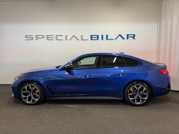 BMW i4 2 of 24