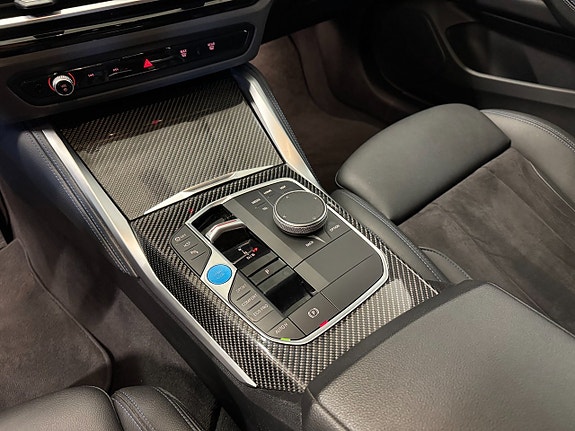 BMW i4 7 of 24
