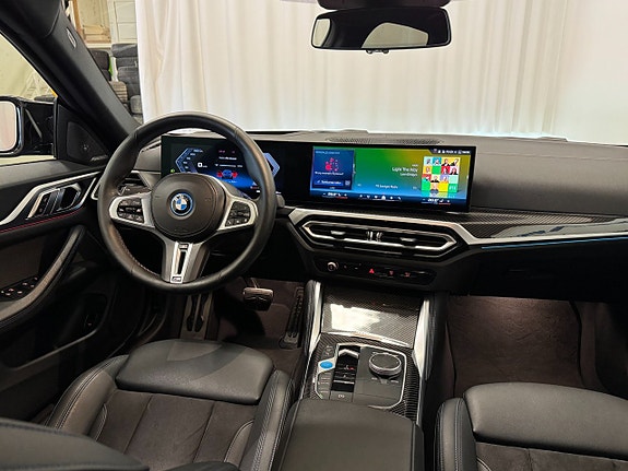 BMW i4 18 of 24