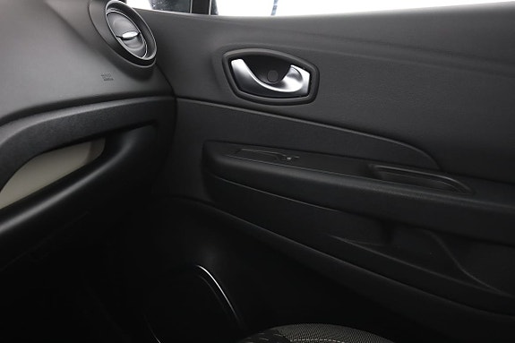 Renault Captur 29 of 30