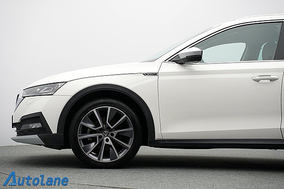 Skoda Octavia Scout 12 of 30