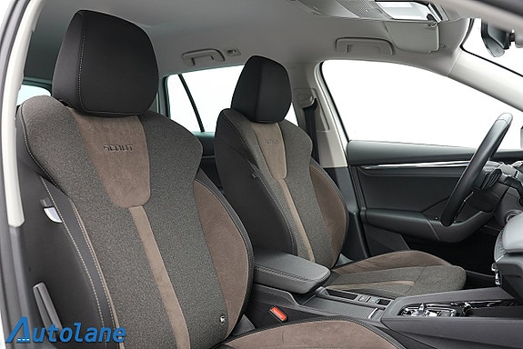 Skoda Octavia Scout 22 of 30