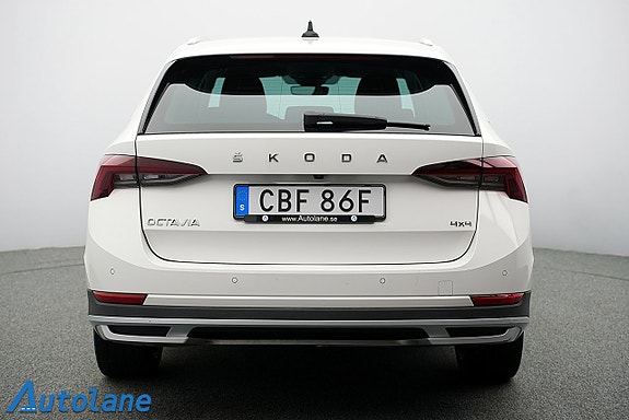 Skoda Octavia Scout 15 of 30