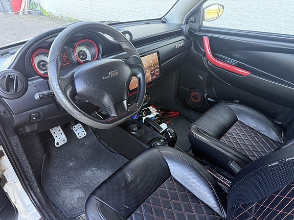 Ligier JS50 0.5 DCI CVT 8 of 17