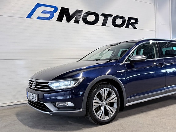 Volkswagen Passat Alltrack 5 of 17
