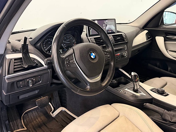 BMW 118d 6 of 12