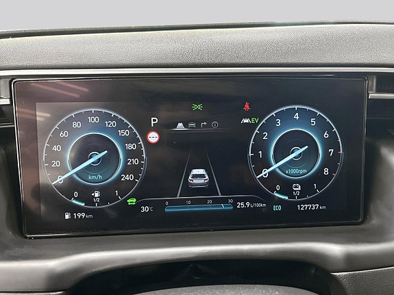 Hyundai Tucson 11 of 30