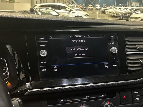 Volkswagen Transporter 17 of 21