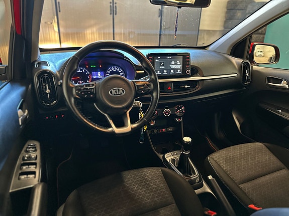 Kia Picanto 11 of 28