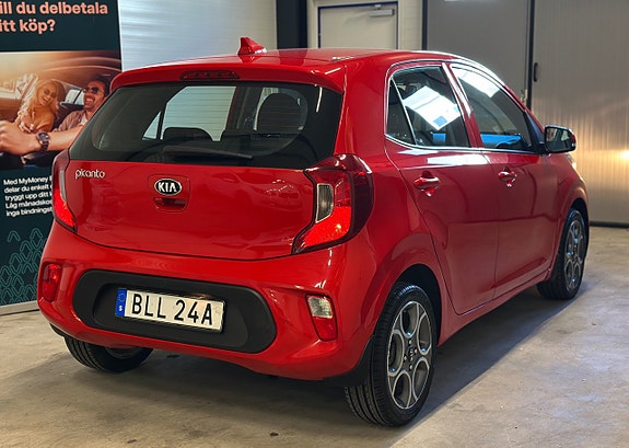 Kia Picanto 6 of 28