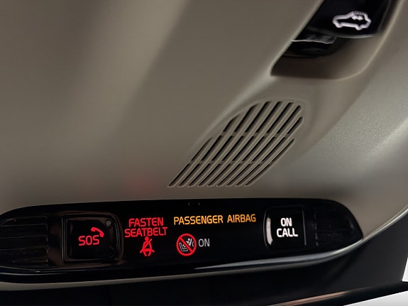 Volvo V90 Cross Country 19 of 30