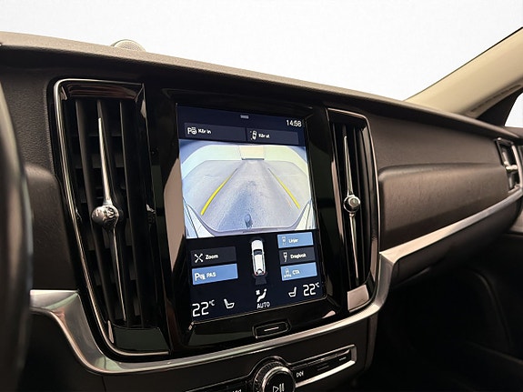Volvo V90 Cross Country 15 of 30