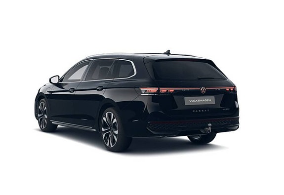 Volkswagen Passat 2 of 6