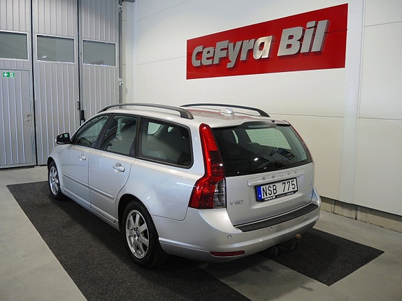 Volvo V50 6 of 15