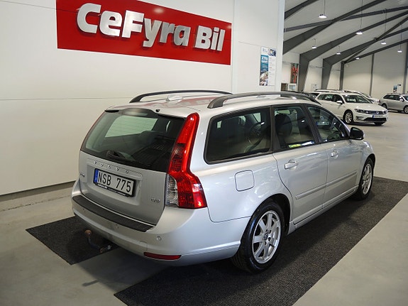 Volvo V50 8 of 15