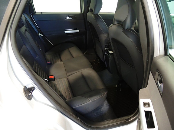 Volvo V50 14 of 15
