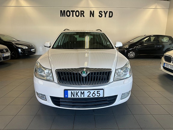 Skoda Octavia 8 of 14