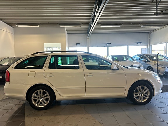Skoda Octavia 7 of 14