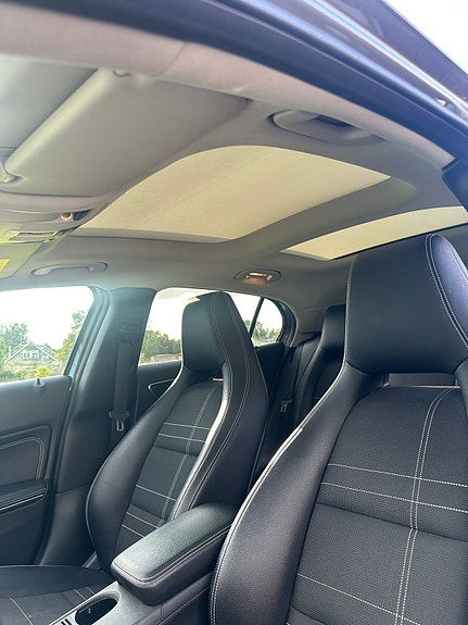 Mercedes-Benz GLA200 d 8 of 10