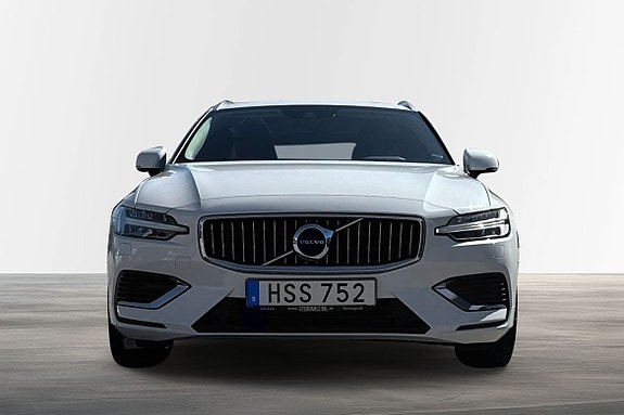 Volvo V60 2 of 24