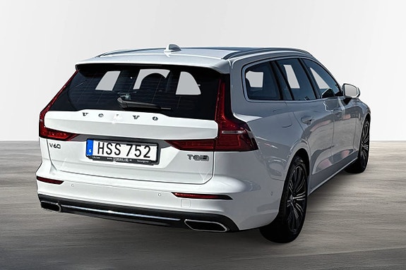 Volvo V60 3 of 24