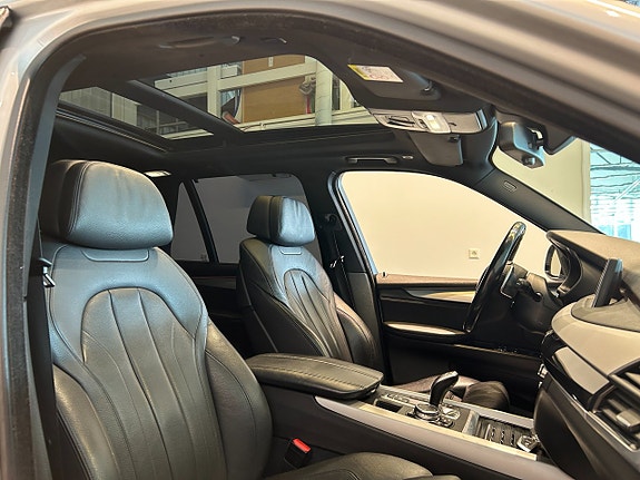 BMW X5 8 of 16