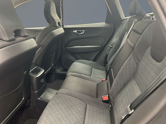Volvo XC60 8 of 9