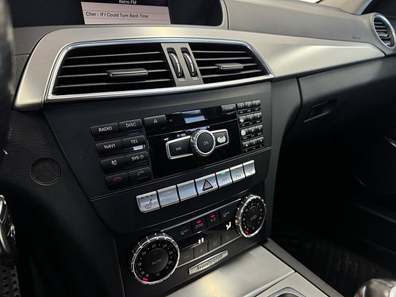 Mercedes-Benz C220 14 of 22