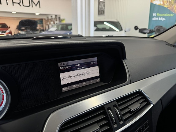 Mercedes-Benz C220 13 of 22