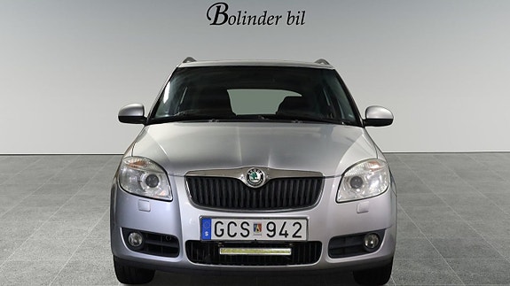Skoda Fabia 2 of 24