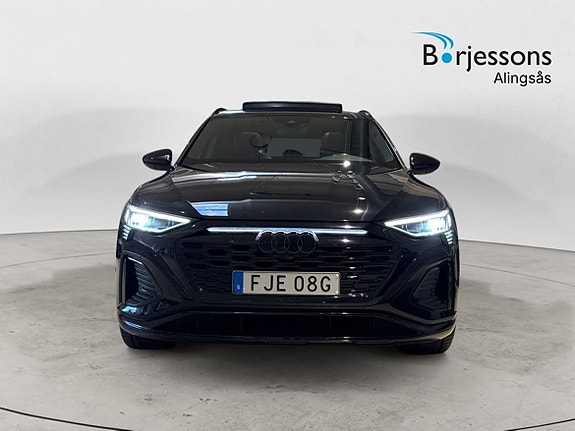 Audi Q8 4 of 17