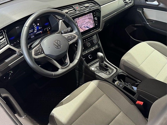 Volkswagen Touran 10 of 27
