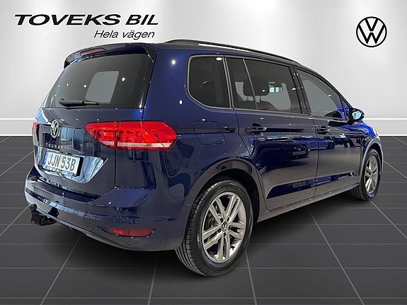 Volkswagen Touran 5 of 27