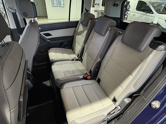 Volkswagen Touran 15 of 27