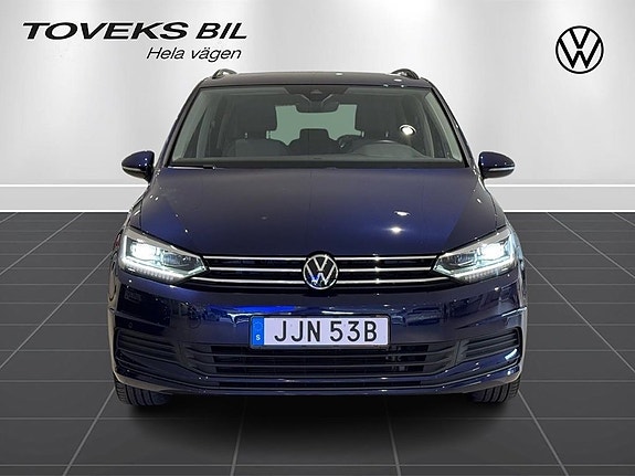 Volkswagen Touran 7 of 27