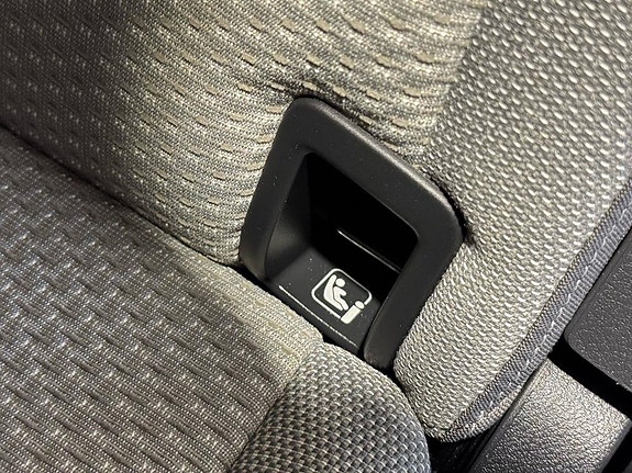 Volkswagen Touran 27 of 27