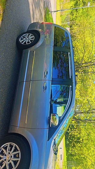 Lancia Voyager 2 of 10