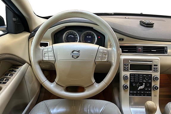 Volvo S80 16 of 27