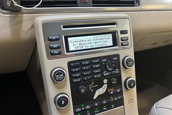 Volvo S80 19 of 27
