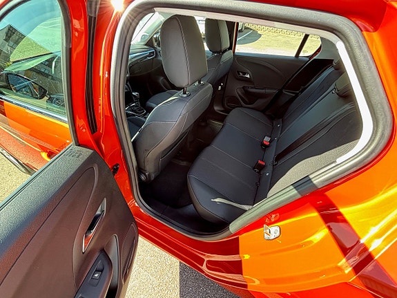 Opel Corsa 12 of 17