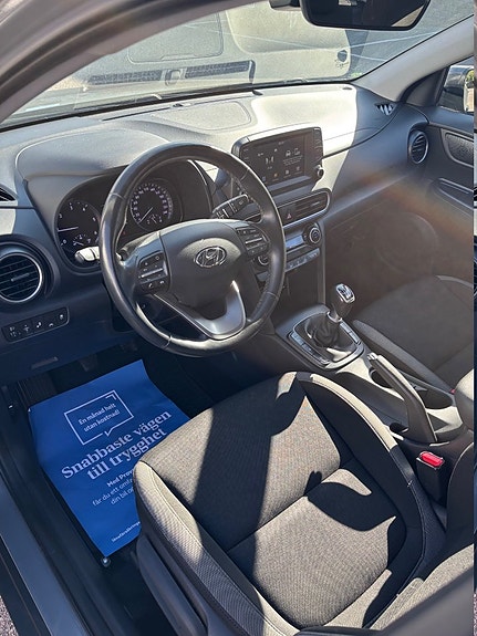 Hyundai Kona 9 of 16