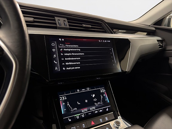 Audi e-tron 18 of 20