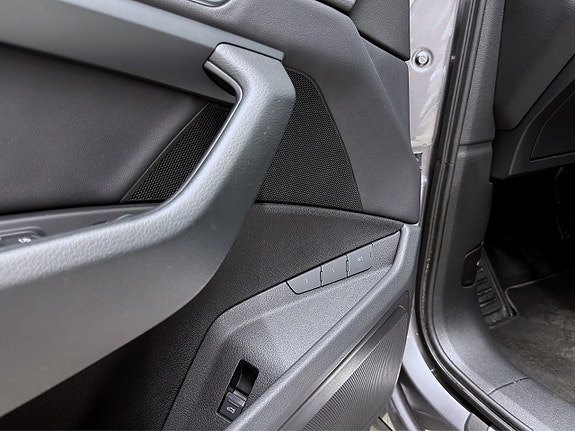 Audi e-tron 14 of 20
